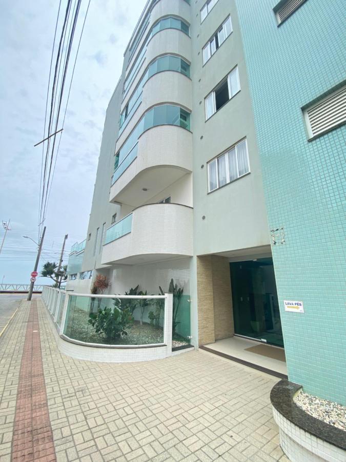 Gravata Predio Frente Mar Ao Lado Beto Carrero E Balneario Camboriu Brisamarbc4 Apartment Навегантес Стая снимка